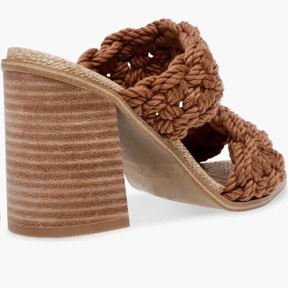 Dolce Vita Heels 🤎 - Picture 6 of 10